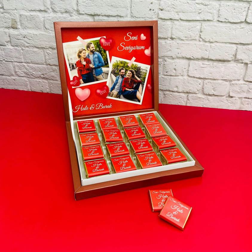 Sevgililer Gününe Özel Kare Karton Kutuda 32 Adet Madlen Çikolata - 17